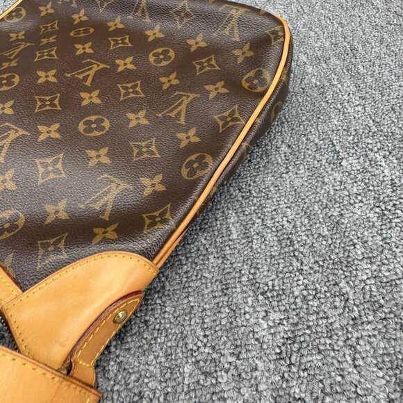 LOUIS VUITTON Odeon PM Brown Monogram Shoulder Bag 850-052925 - Picture 4 of 16
